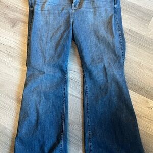 torrid Medium Wash Bombshell Flare Premium Stretch Denim